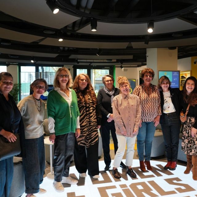 🤯 Saviez-vous que : 
- 50 % des jeunes femmes qui choisissent un emploi dans la Tech le quittent avant l’âge de 35 ans, contre 20 % dans d’autres secteurs d’activité ? 
- 60 % des femmes occupant des postes dans la Tech manquent de nouvelles compétences ?

Ces chiffres nous parlent. Ils résonnent avec l’un de nos objectifs statutaires en tant que Société à Mission : "Inspirer les femmes à entreprendre leurs parcours de vie". 
Un engagement qui nous tient particulièrement à cœur 💪

C’est pourquoi, lors du dernier Meet-Up de WoGiTech aux côtés de @laposte, Spring Lab a animé un atelier de codéveloppement sur le thème “Femmes et Handicap : défis, initiatives et bonnes pratiques”. 

Notre mission pro bono ? Encourager le partage de bonnes pratiques, accélérer la résolution de problèmes et bénéficier du regard de ses pairs pour adresser un sujet qui n’est pas des moindres : la place et l’empowerment des femmes dans la Tech. 

Pour en savoir plus sur le collectif Women & Girls in Tech, rendez-vous sur wogi.tech ! 

#WoGiTech #mixité #inclusion #IntelligenceCollective